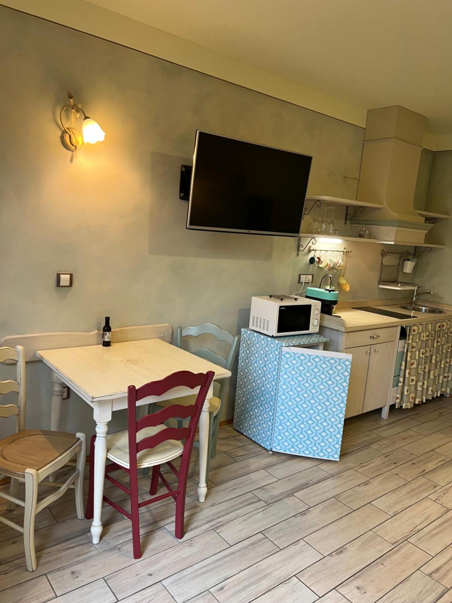Apartments Kokl - Adults Only Radovljica Pokoj fotografie